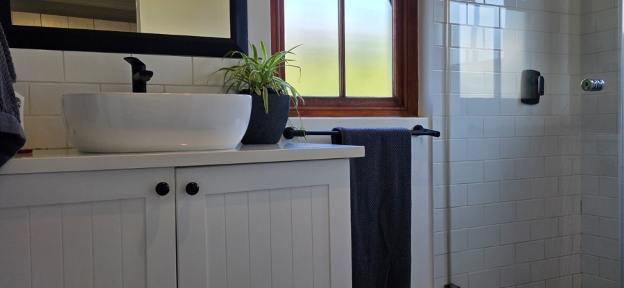 1 Bedroom Property for Sale in Whale Rock Gardens Western Cape